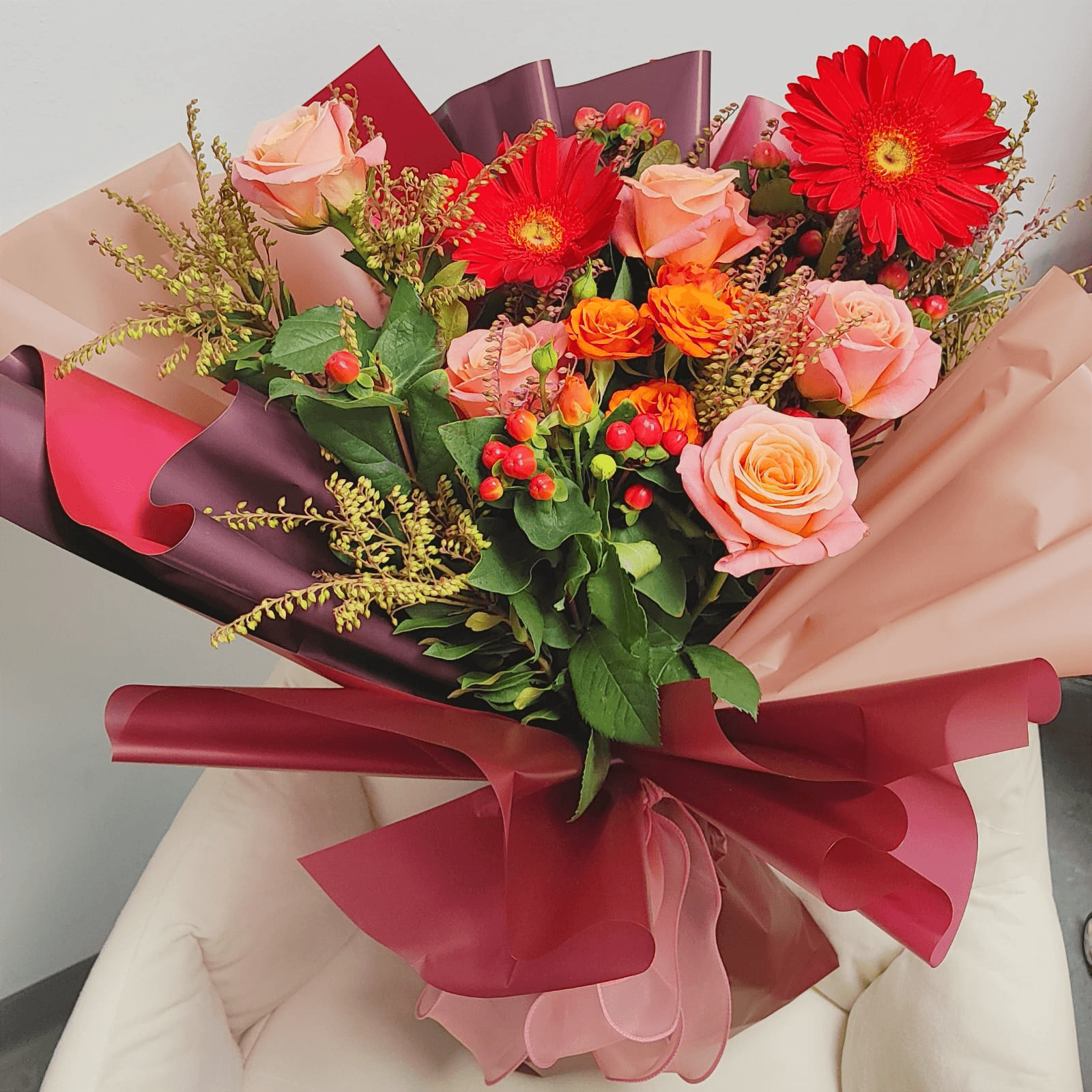 Red sunflower bouquet scented pink rose bouquet blessing gift – F-410 - party X party