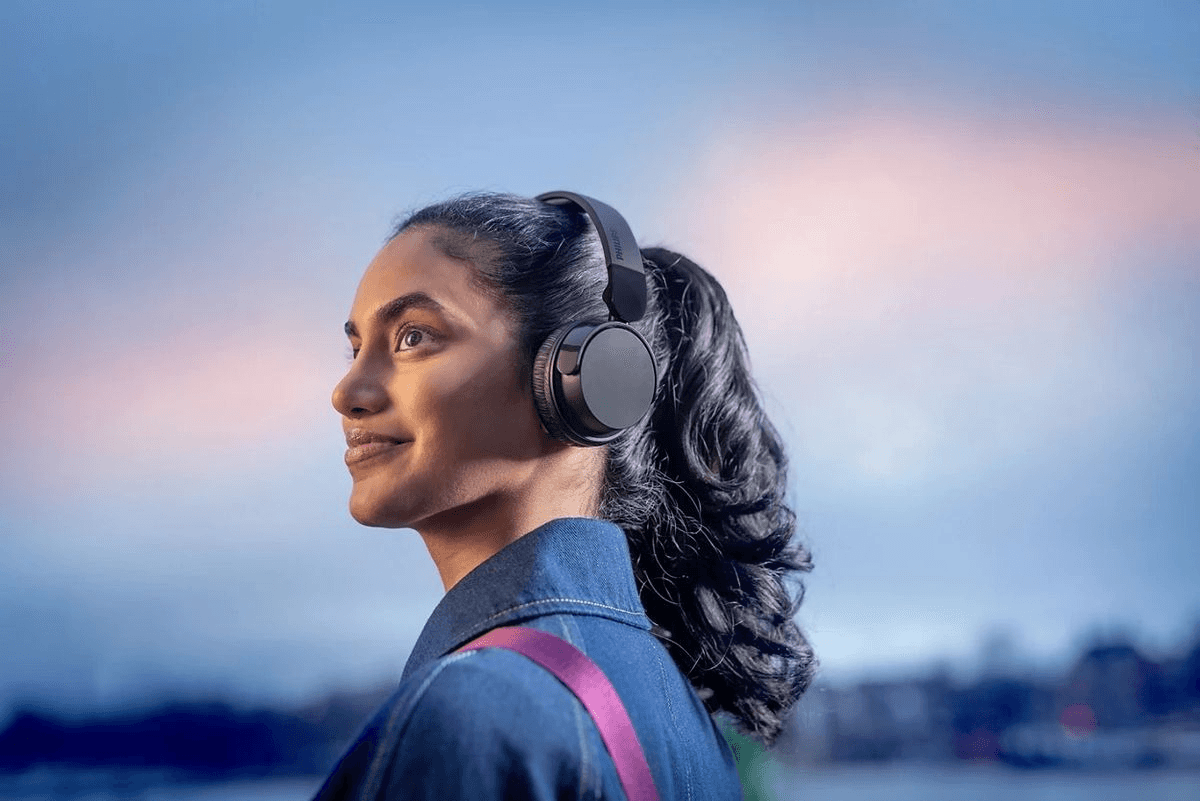 Philips TAH4209BK/00 On‑Ear Wireless Headphones – Black LP‑126 | 32 mm Drivers, Dynamic Bass & 50 h Battery - party X party