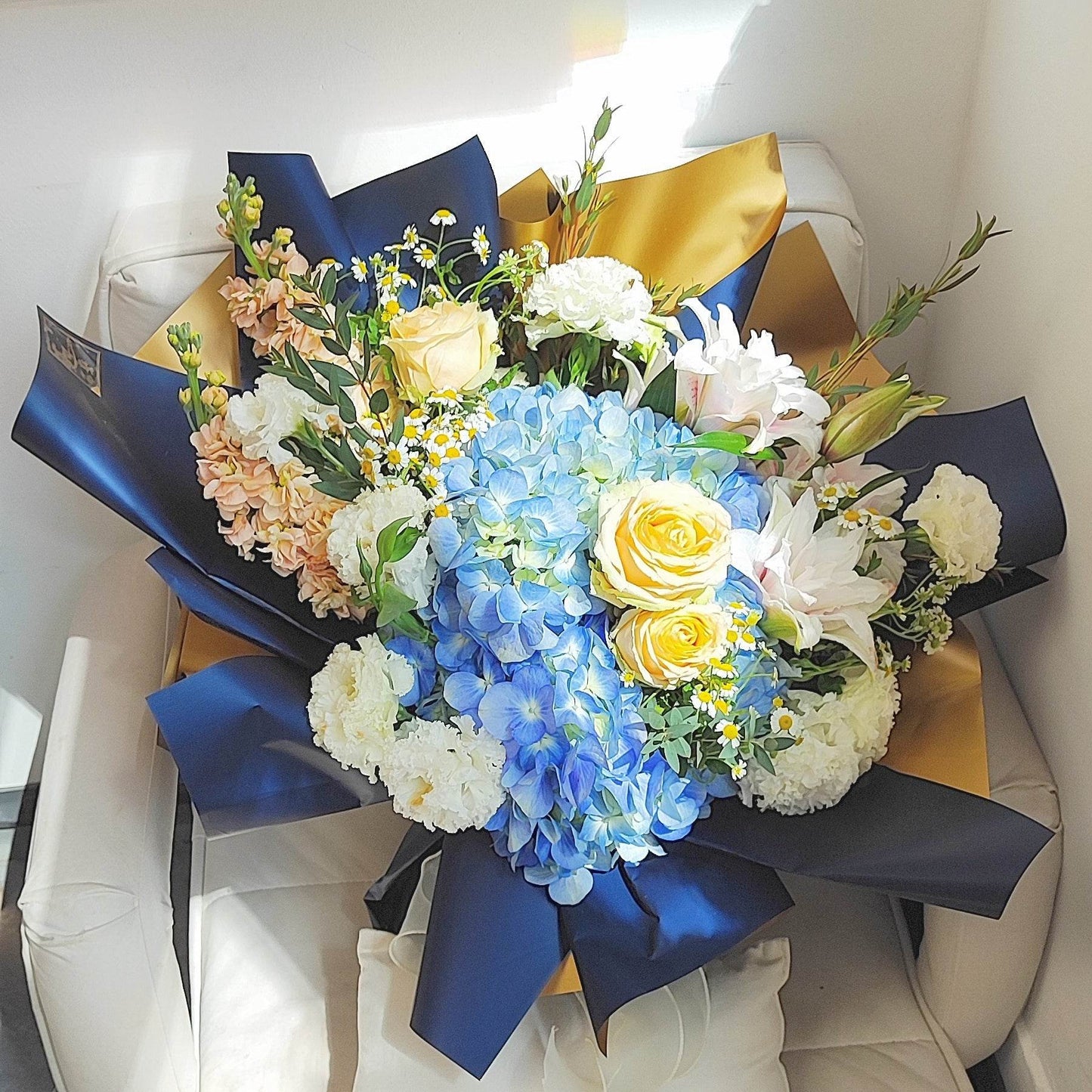 Blue embroidery ball champagne rose champagne violet double lily wavy white platycodon – --F-519 - party X party