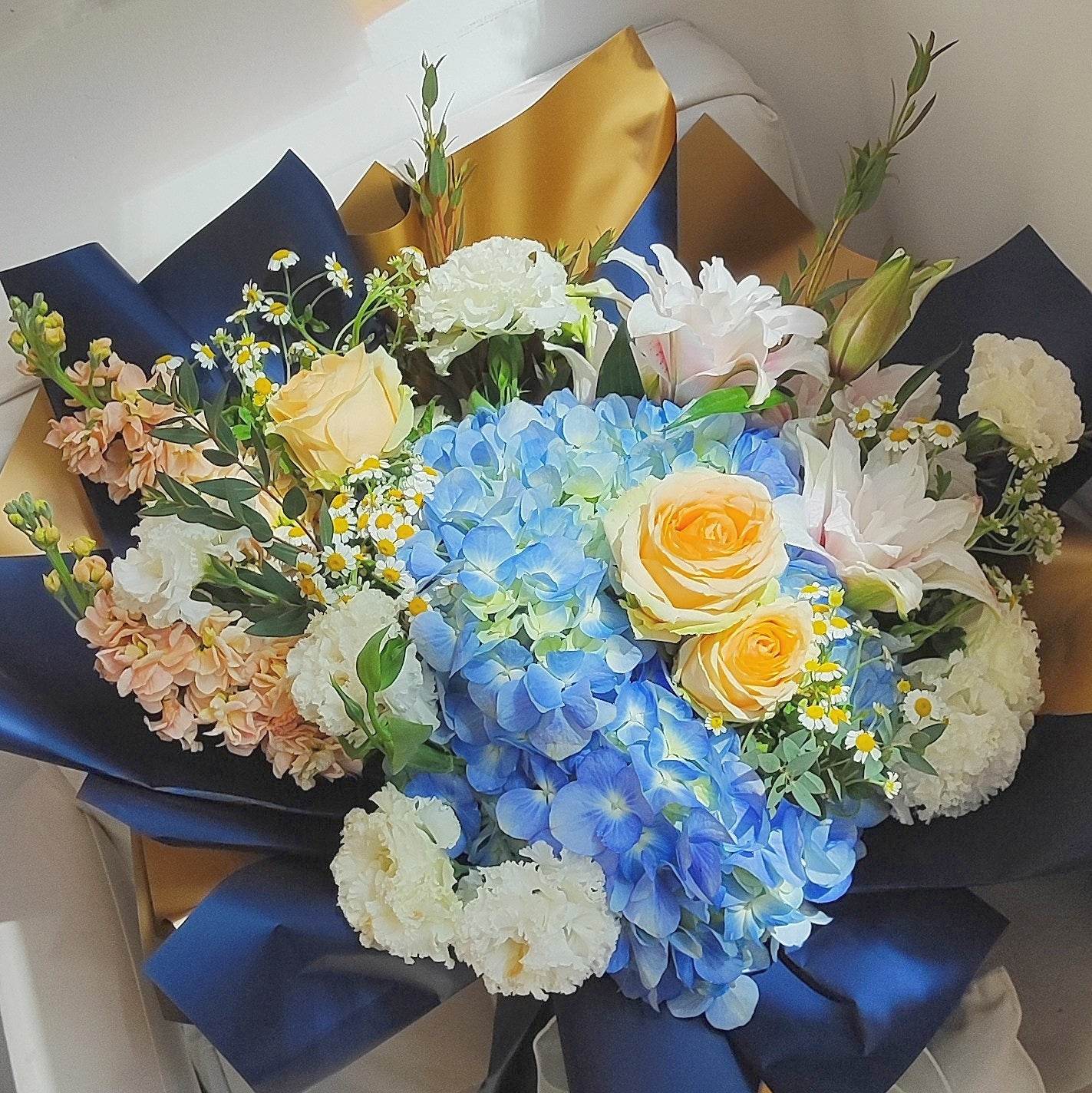 Blue embroidery ball champagne rose champagne violet double lily wavy white platycodon – --F-519 - party X party