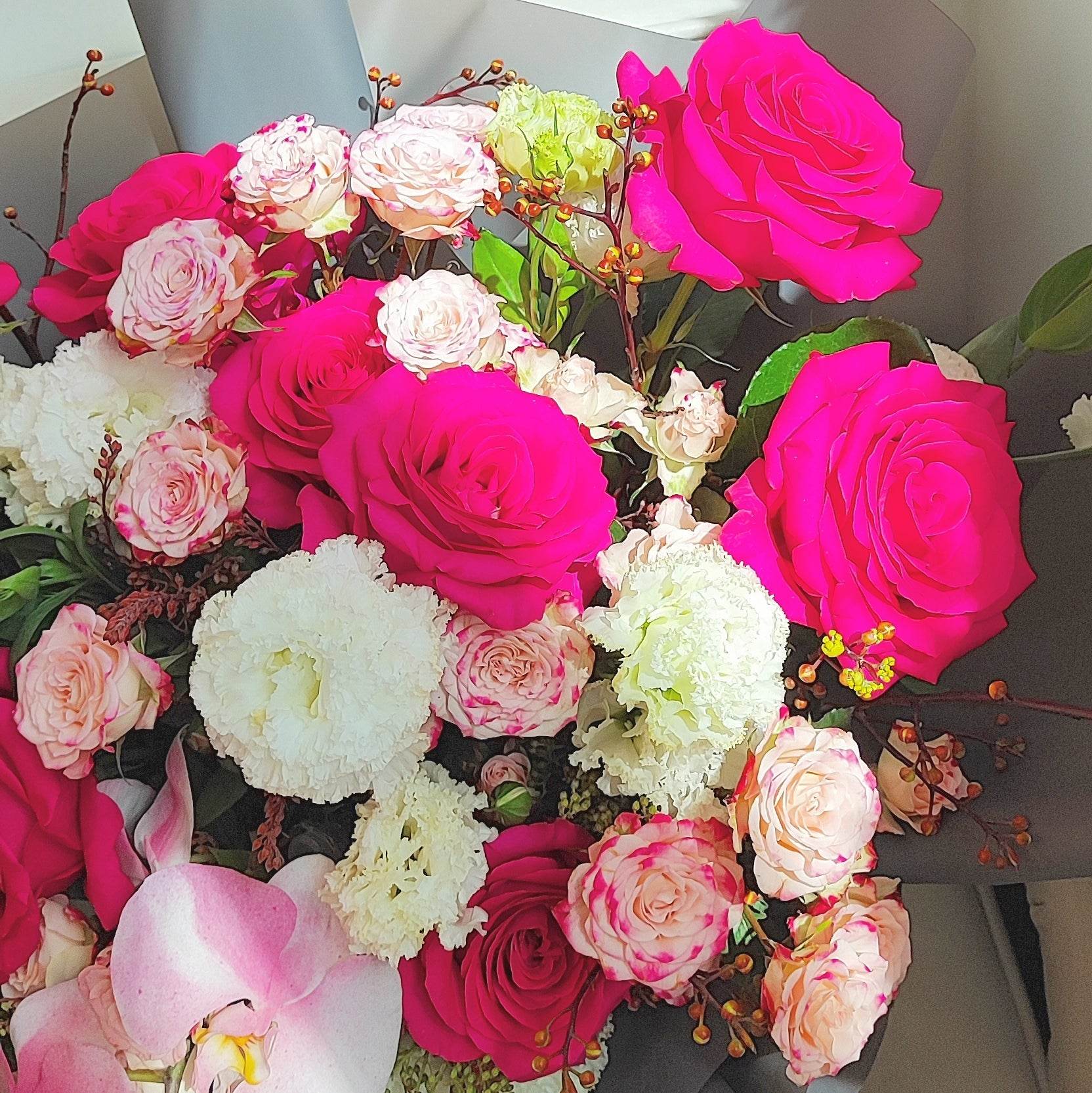 Pink rose wavy white platycodon small rose phalaenopsis – --F-520 - party X party