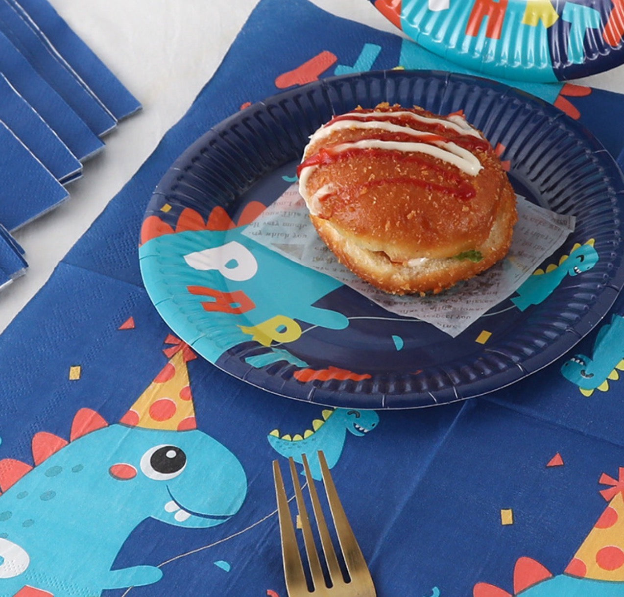 Blue Dinosaur Birthday-themed party for Kids - S029 party X party