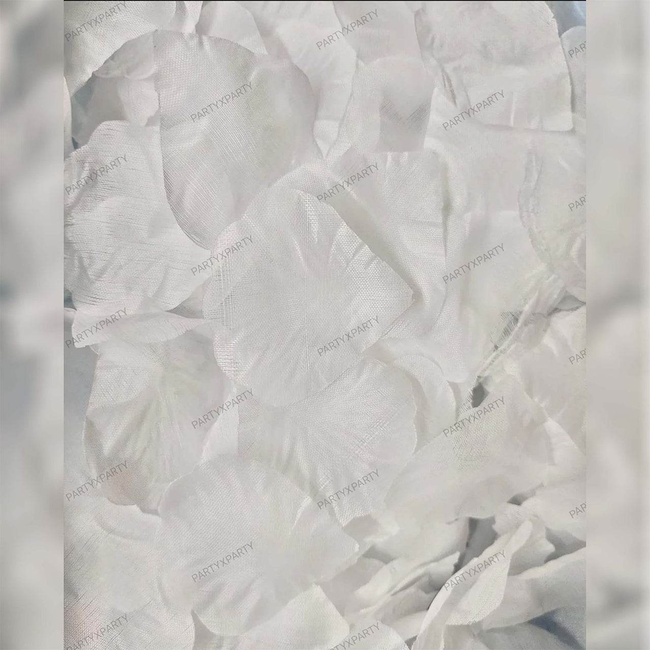 Imitation Petals Couple Anniversary Birthday Heart Romantic Decoration Gift Decoration White - party X party