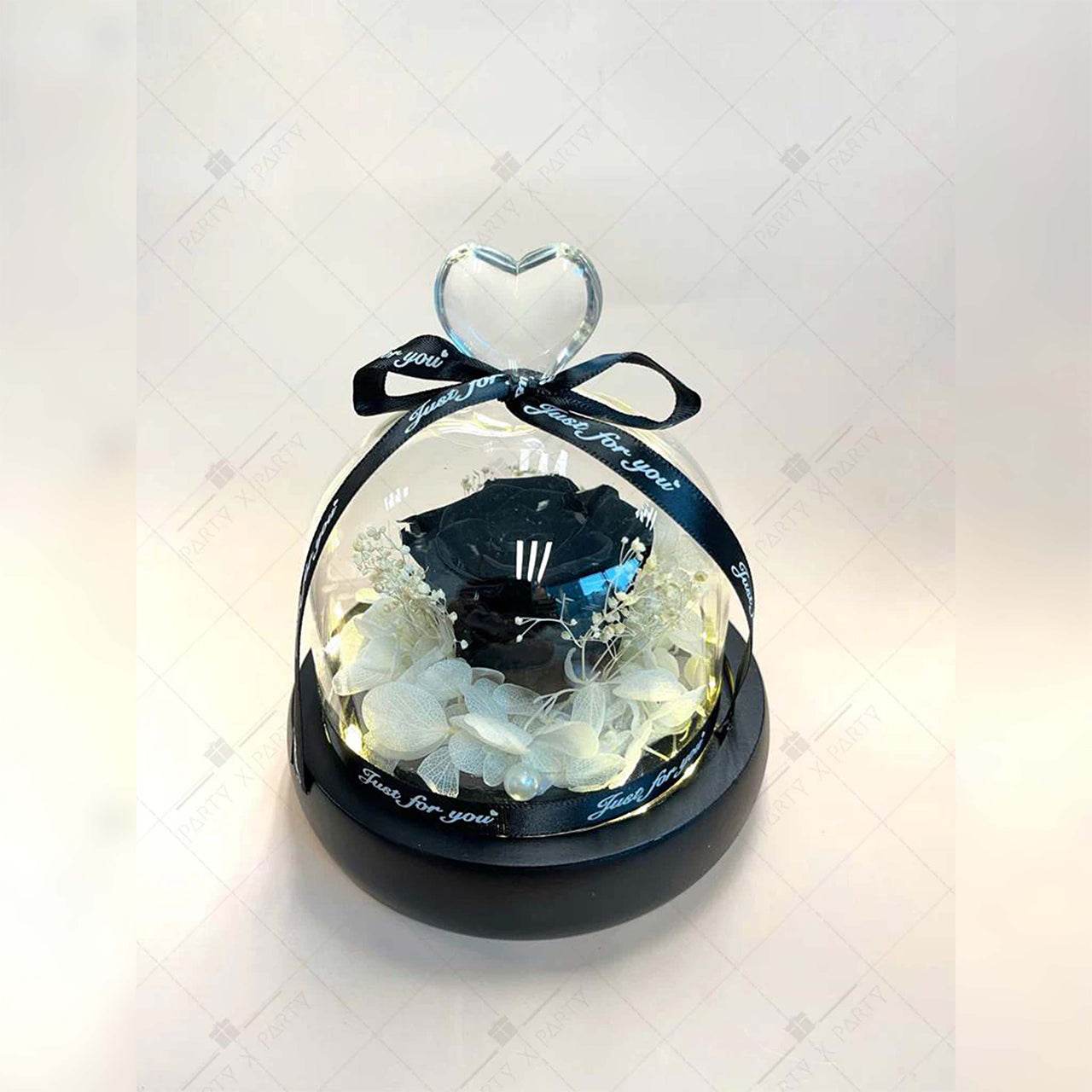 Heart-Shaped Glass Gift Box with Preserved Flower Arrangement – F06 - party X party
