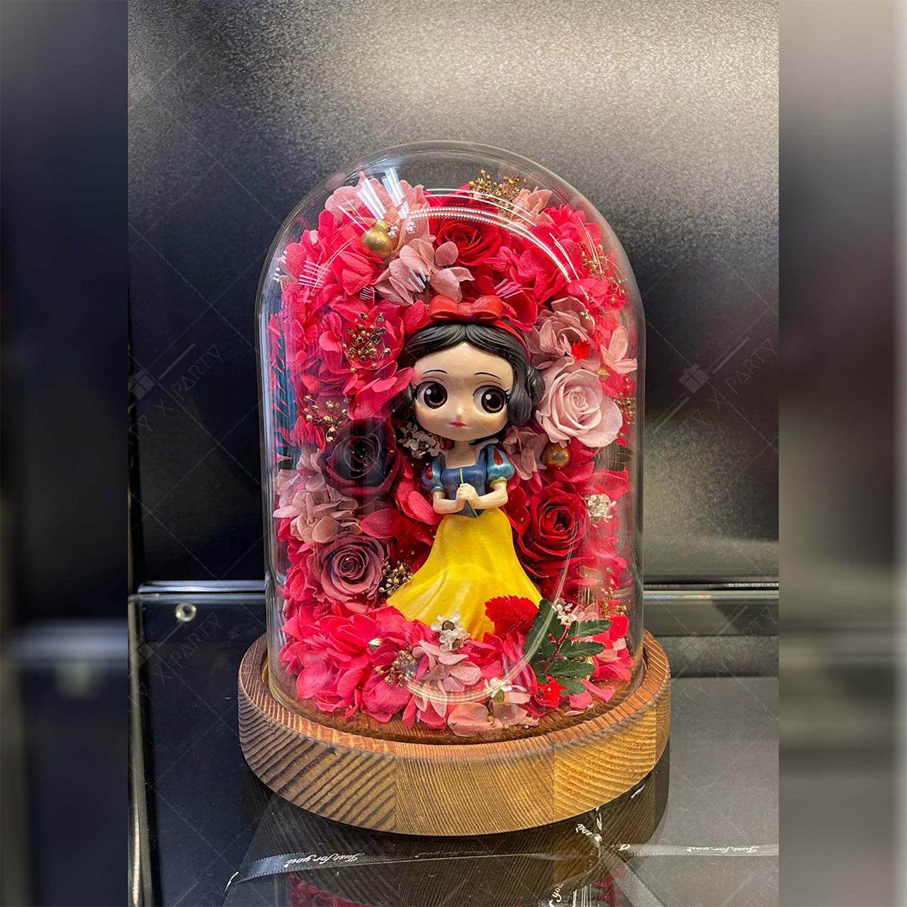 Snow White Modeled Doll with Everlasting Red Rose – F14