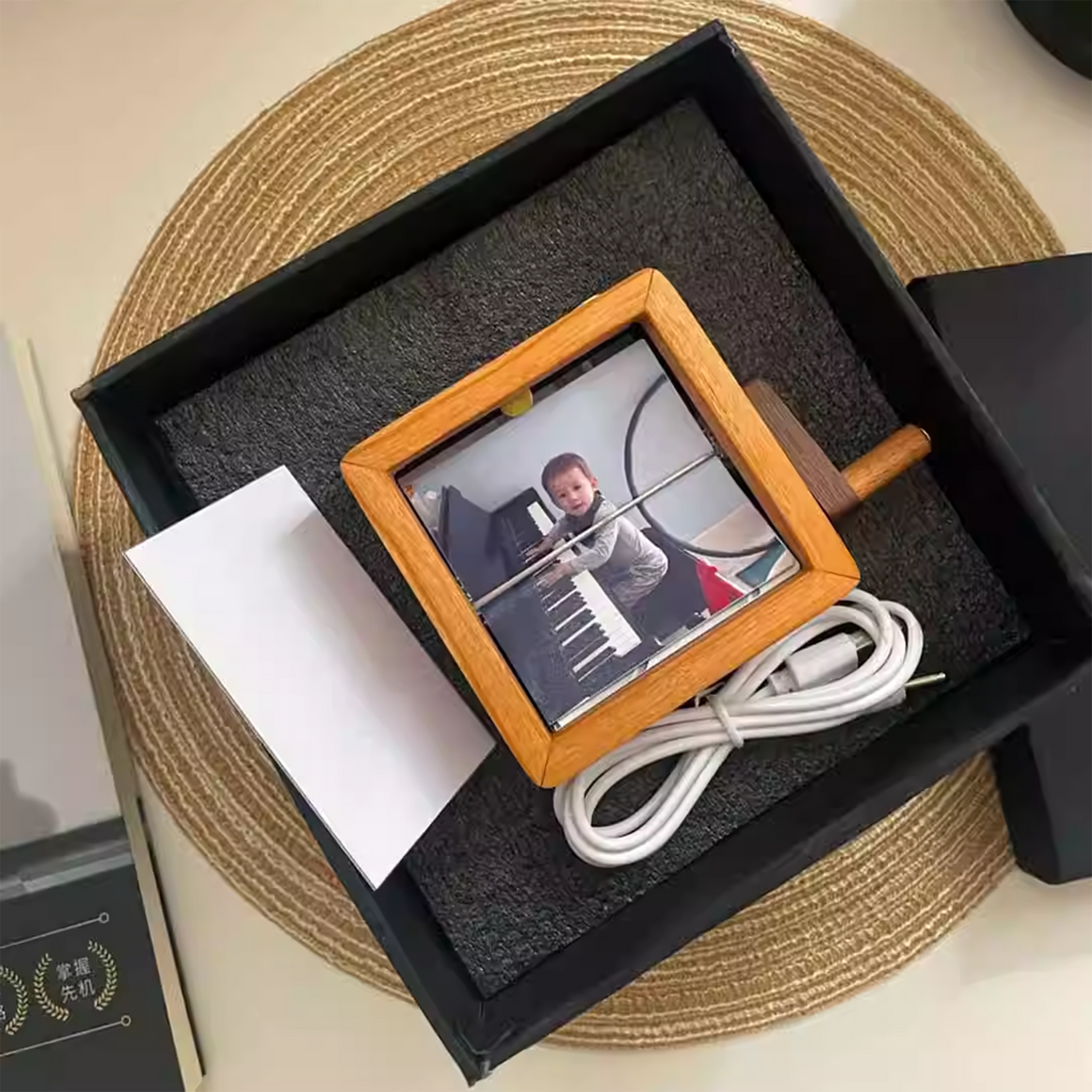 Why a Hand Cranked Mechanical Photo Album Makes a Meaningful Gift
