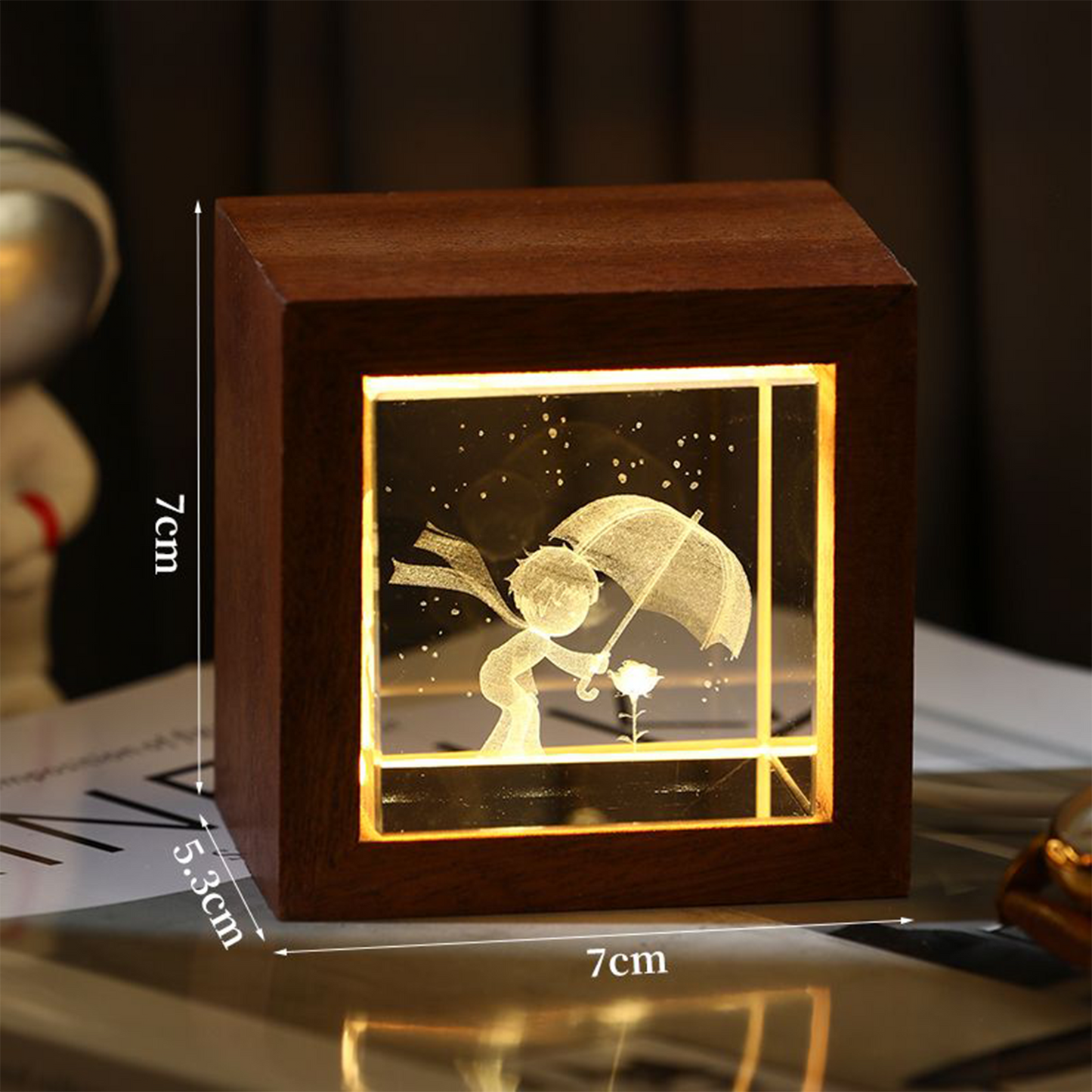 Official Inspired The Little Prince Crystal Night Light | Dreamy Bedroom Decoration & Tabletop Ornament | Meaningful Birthday Gift for Girls & Women