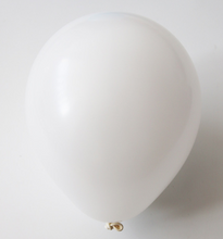 將圖片載入圖庫檢視器 金屬氣球 生日氣球佈置裝飾 金屬銀、藍組合 氣球組合
